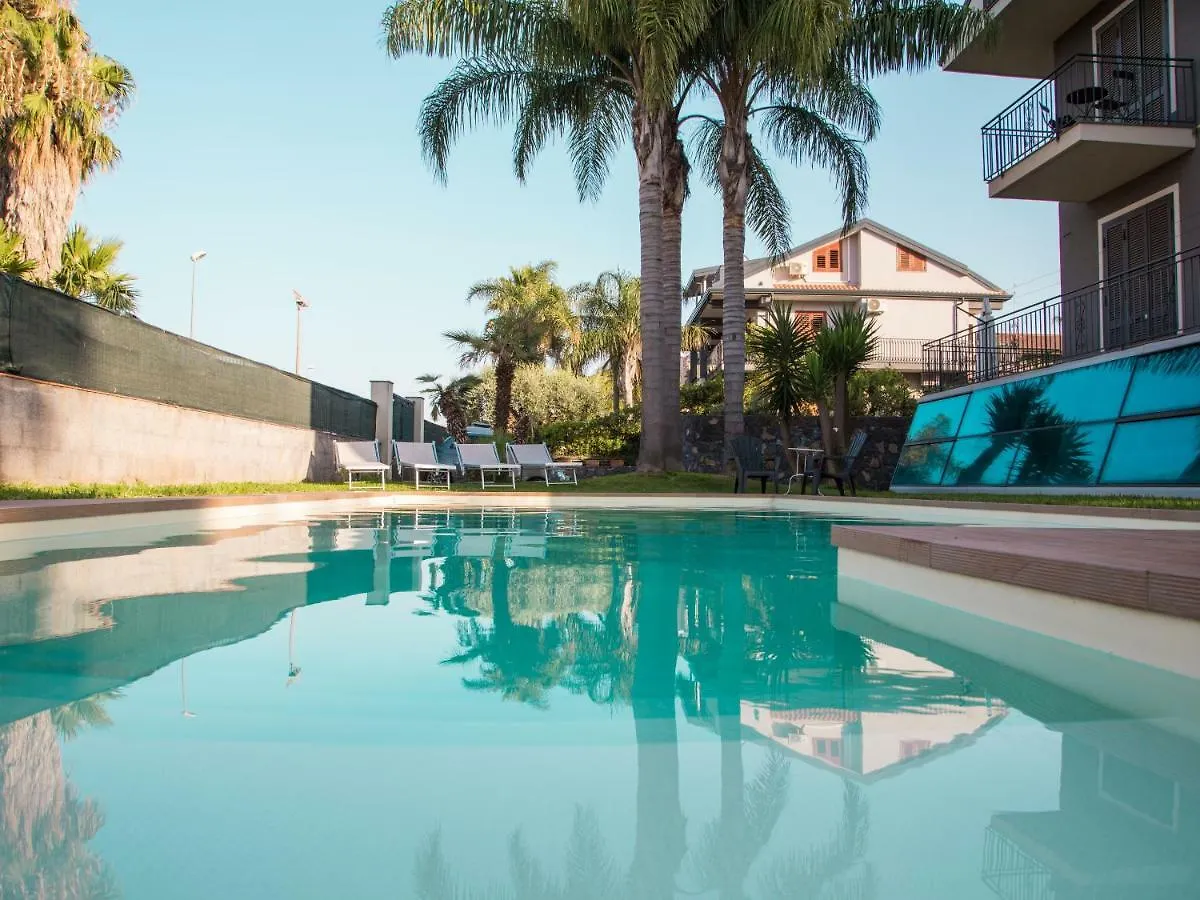 Antichi Ricordi Bed & Breakfast Aci Sant'Antonio 3*,  Italy